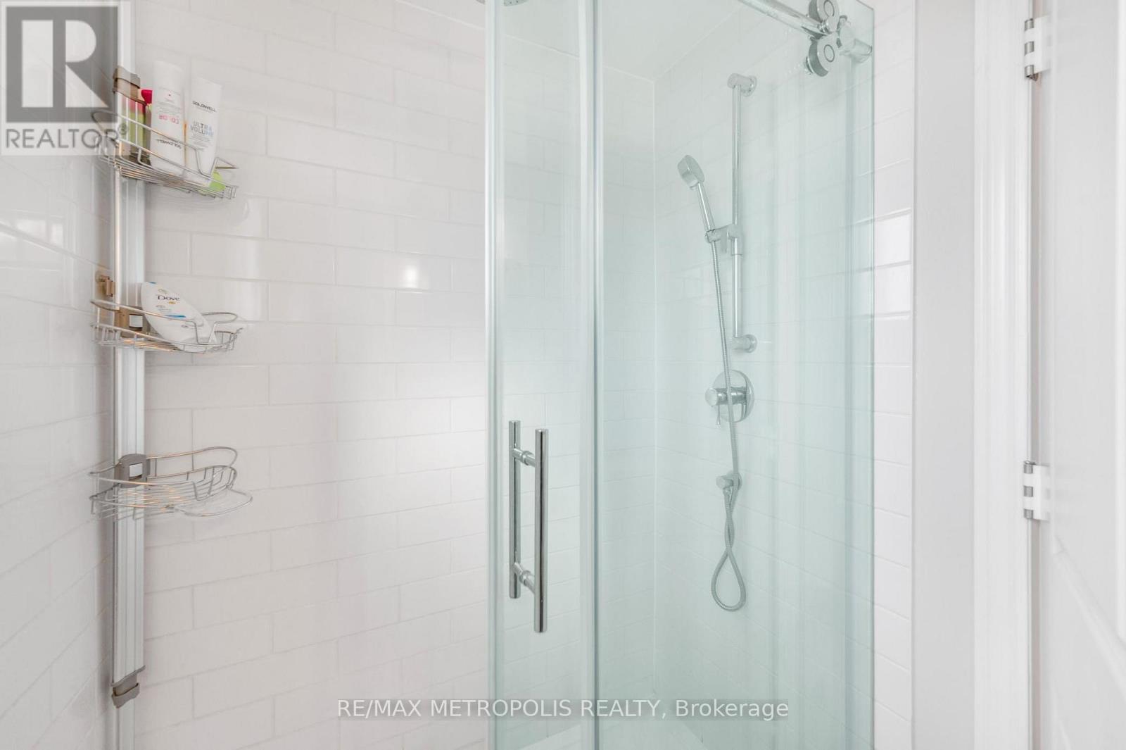 Main - 57 Calder Crescent, Whitby, ON - Indoor Photo Showing Bathroom