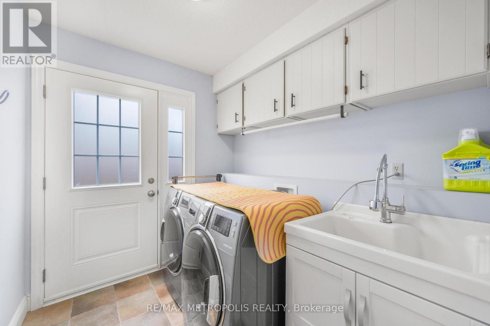 Main - 57 Calder Crescent, Whitby, ON - Indoor Photo Showing Laundry Room