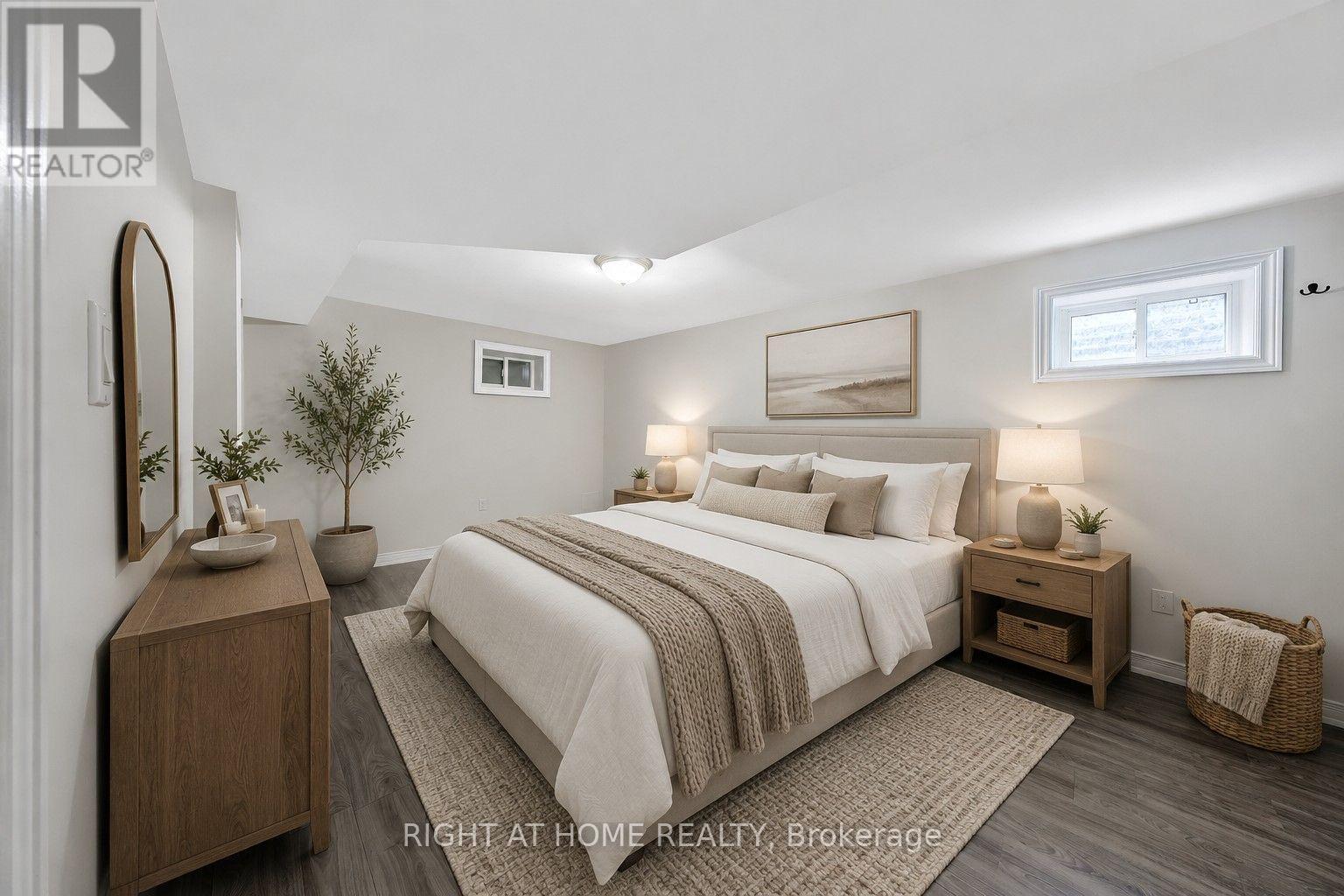 2796 Tallberg Court, Mississauga, ON - Indoor Photo Showing Bedroom