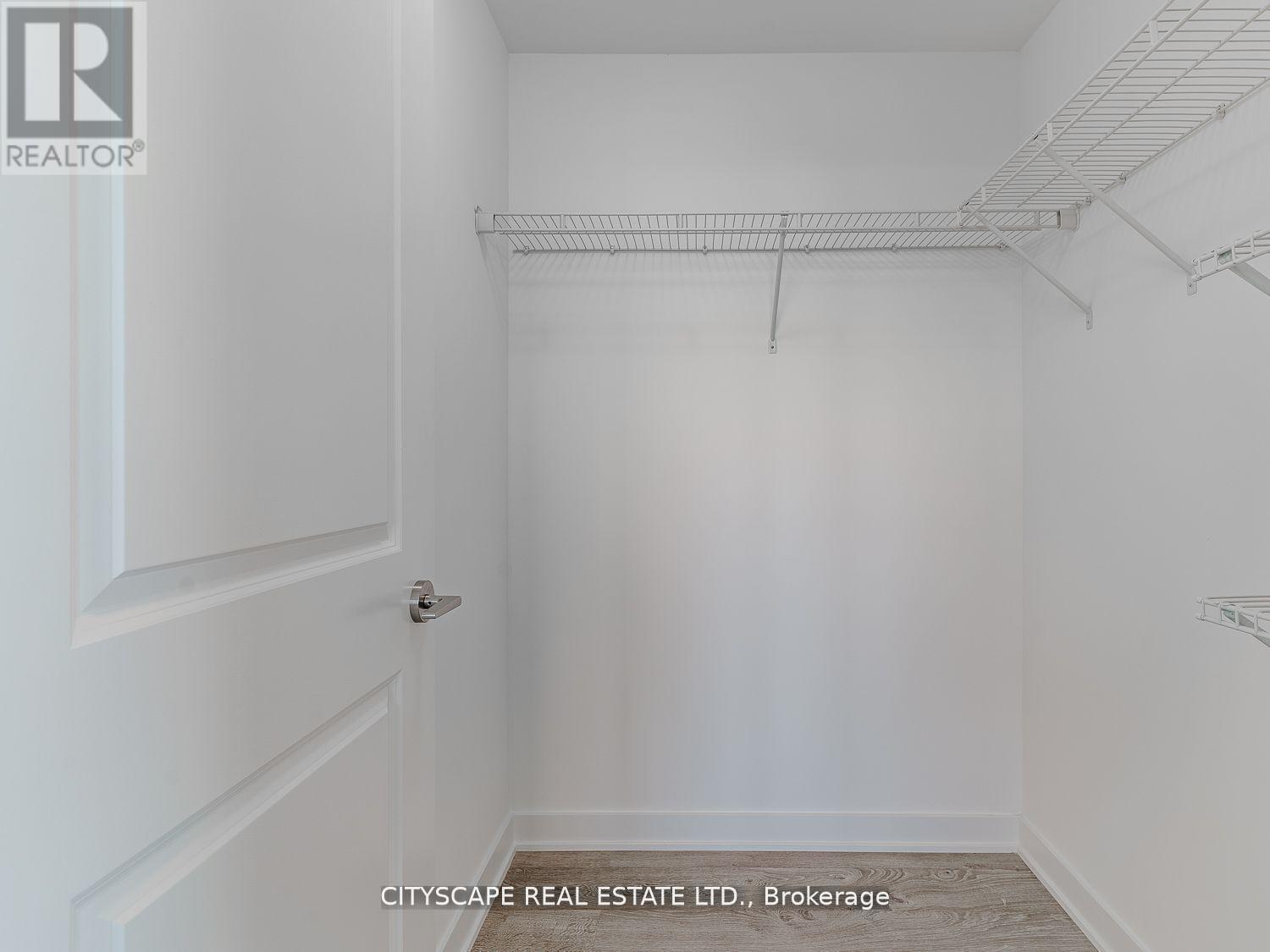 405 - 120 Eagle Rock Way, Vaughan, ON - Indoor With Storage