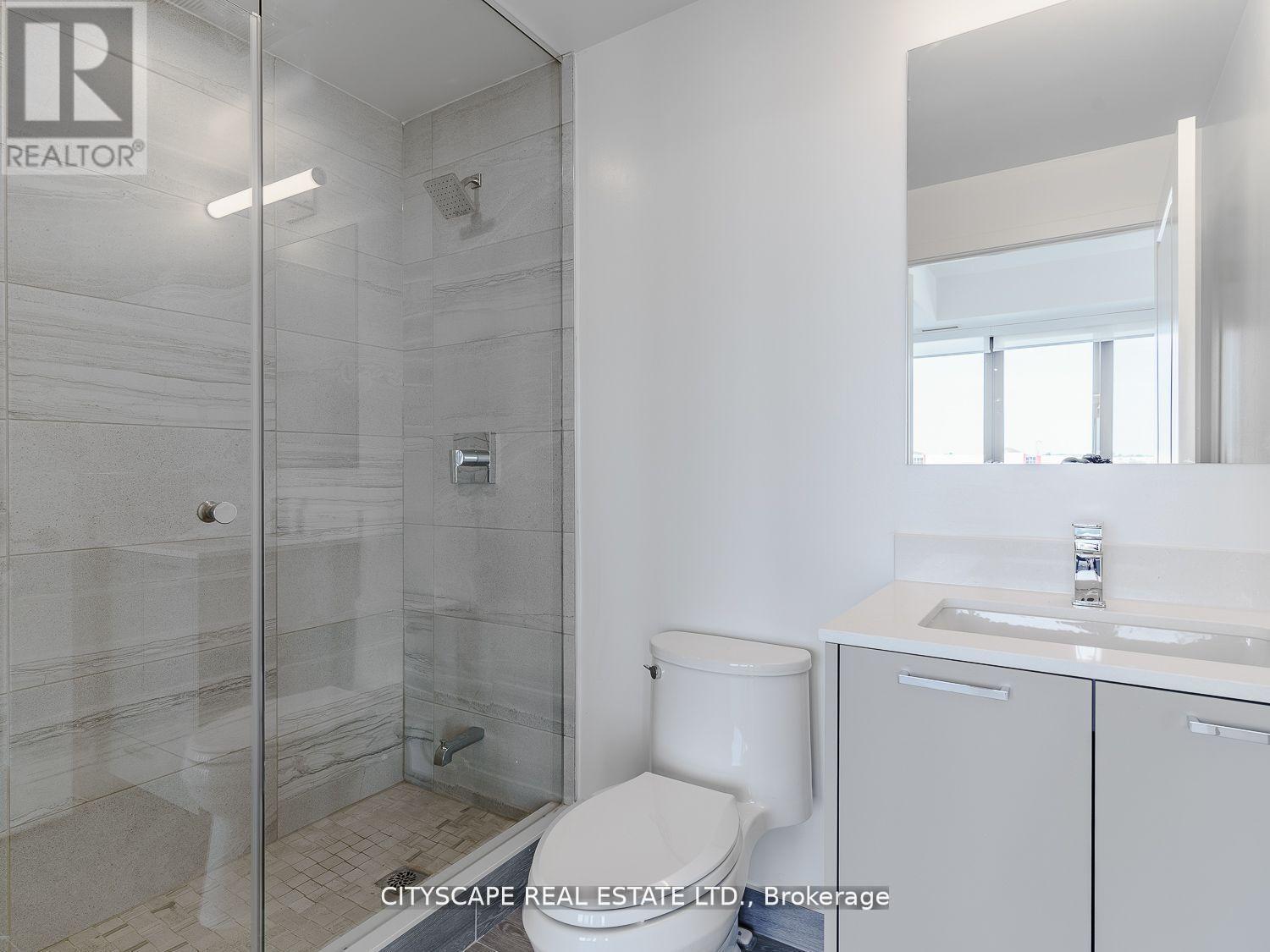 405 - 120 Eagle Rock Way, Vaughan, ON - Indoor Photo Showing Bathroom