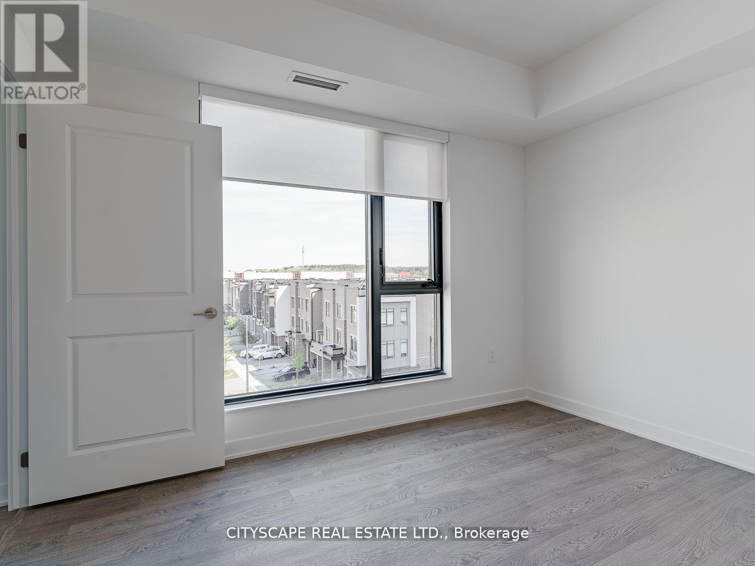 405 - 120 Eagle Rock Way, Vaughan, ON - Indoor Photo Showing Other Room