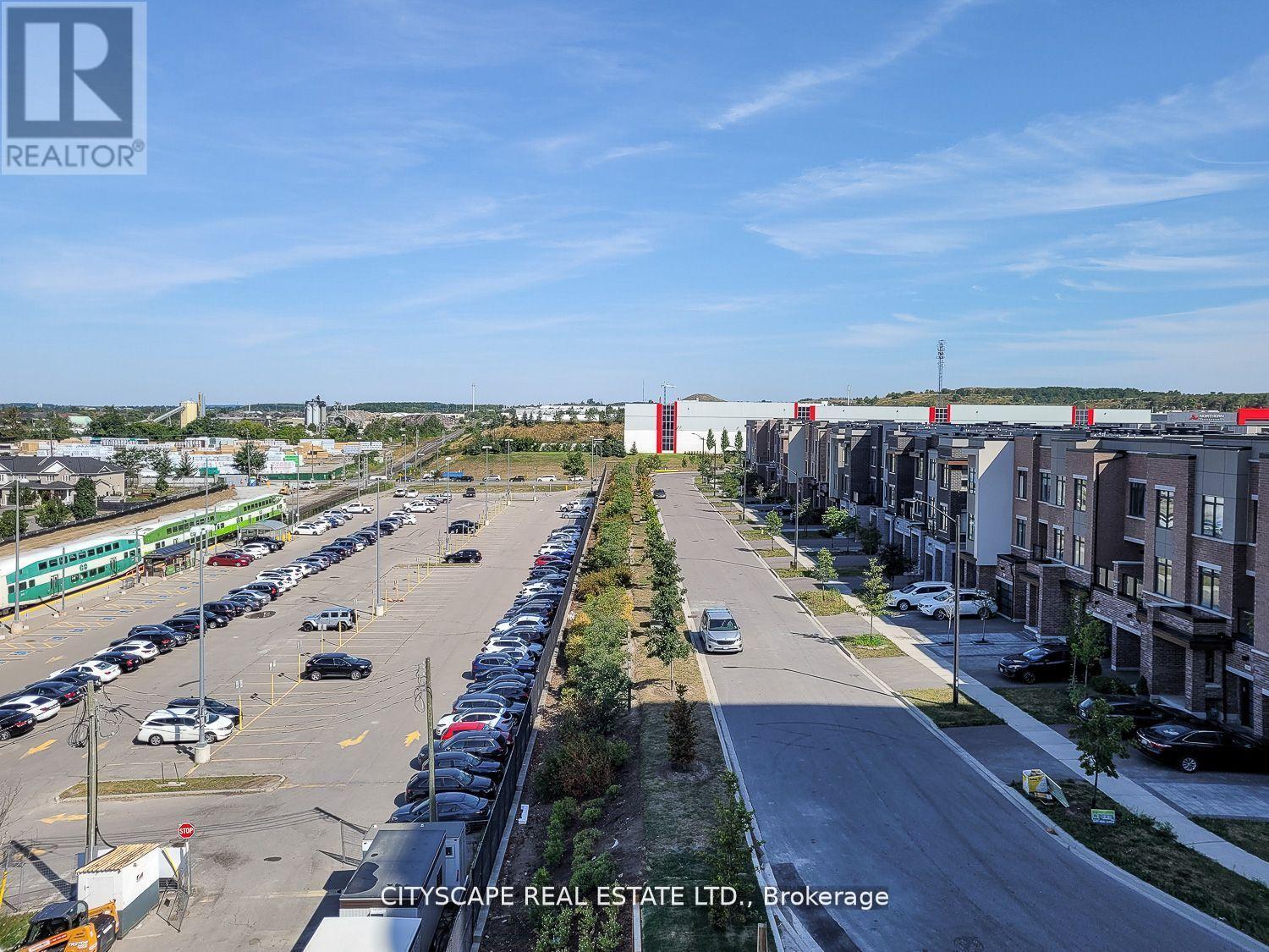 405 - 120 Eagle Rock Way, Vaughan, ON - Outdoor With View