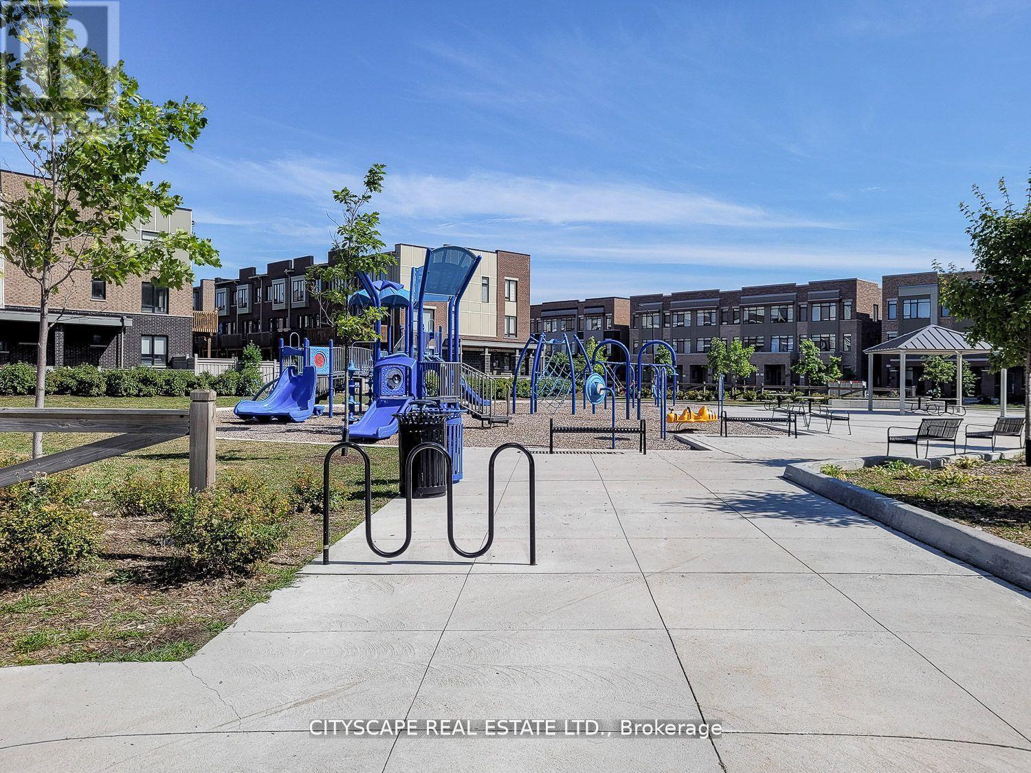 405 - 120 Eagle Rock Way, Vaughan, ON - Outdoor