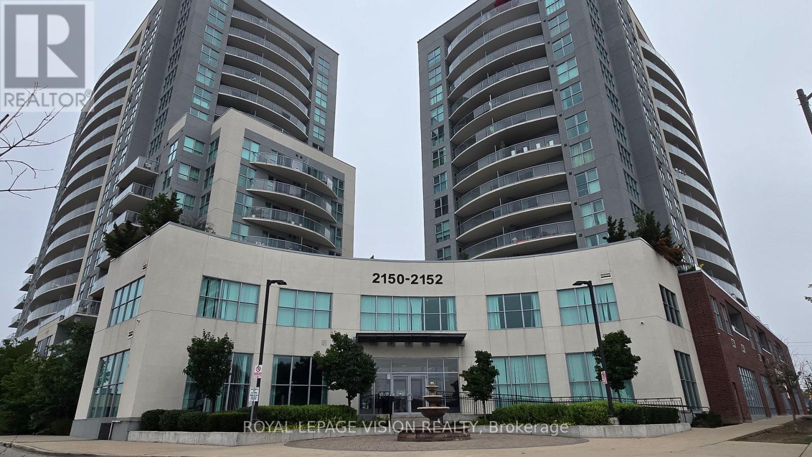 1812 - 2150 Lawrence Avenue E, Toronto, ON - Outdoor With Balcony With Facade