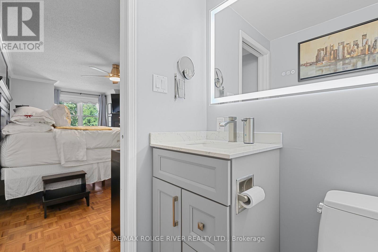 Primary Ensuite Bathroom - 11 Canmore Boulevard, Toronto, ON - Indoor Photo Showing Bathroom