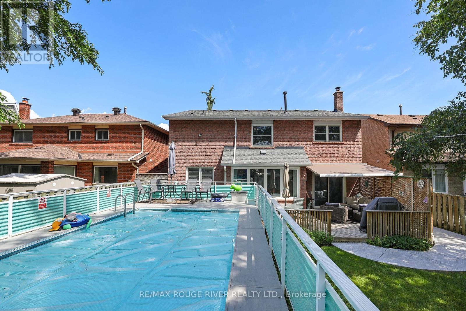11 Canmore Boulevard, Toronto, ON - Outdoor With Deck Patio Veranda