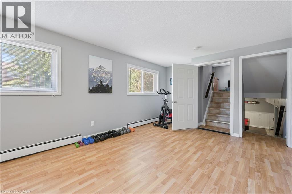 153 Fourth Avenue, Kitchener, ON - Indoor Photo Showing Other Room