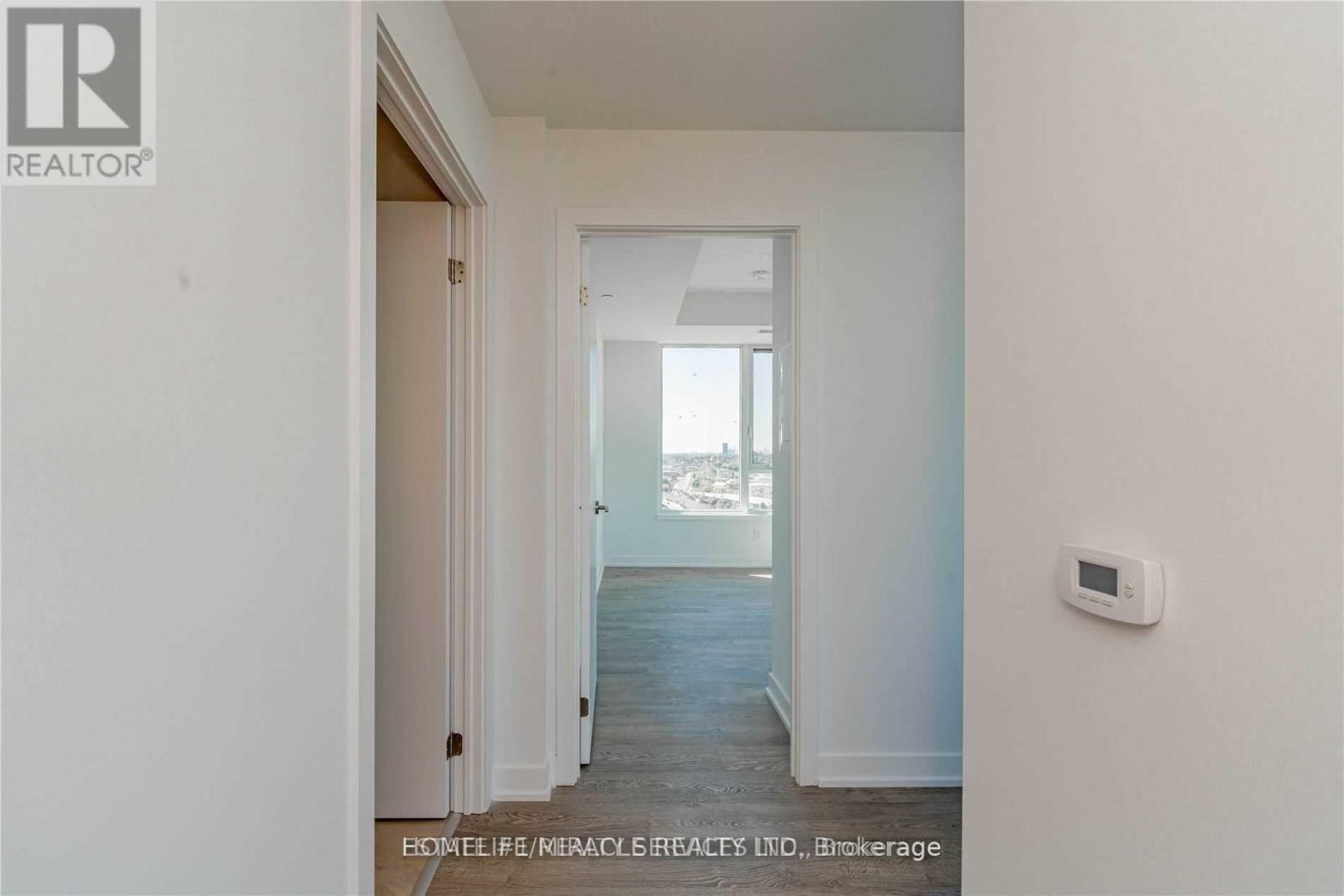 1928 Lakeshore Boulevard W, Toronto, ON
