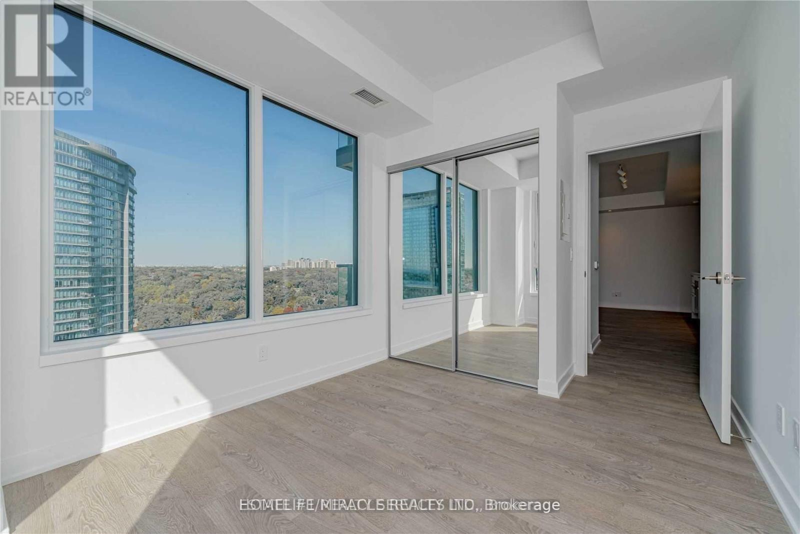 1928 Lakeshore Boulevard W, Toronto, ON