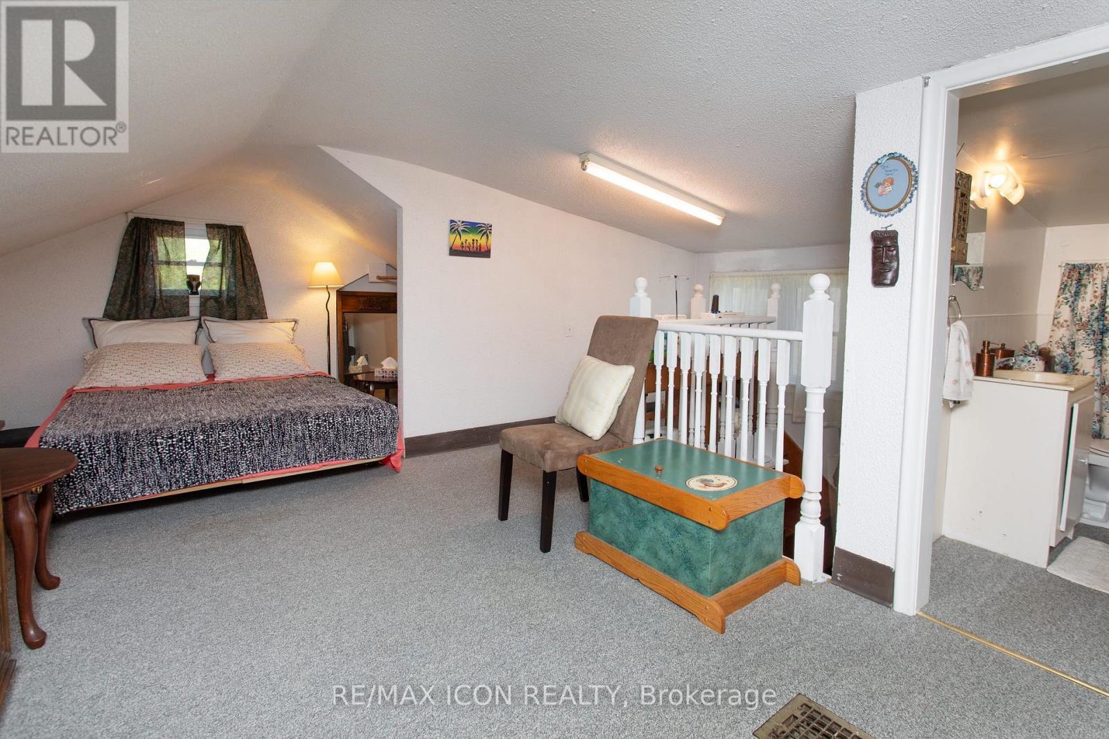 299 Park Street, Kitchener, ON - Indoor Photo Showing Bedroom