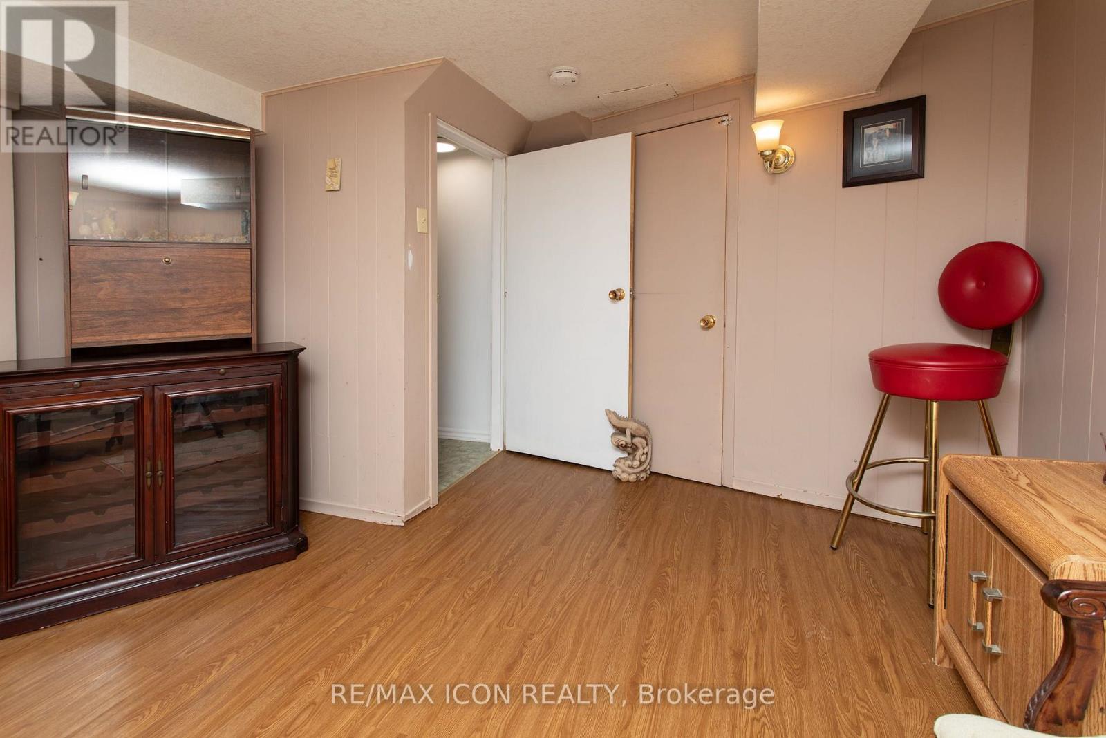299 Park Street, Kitchener, ON - Indoor Photo Showing Other Room