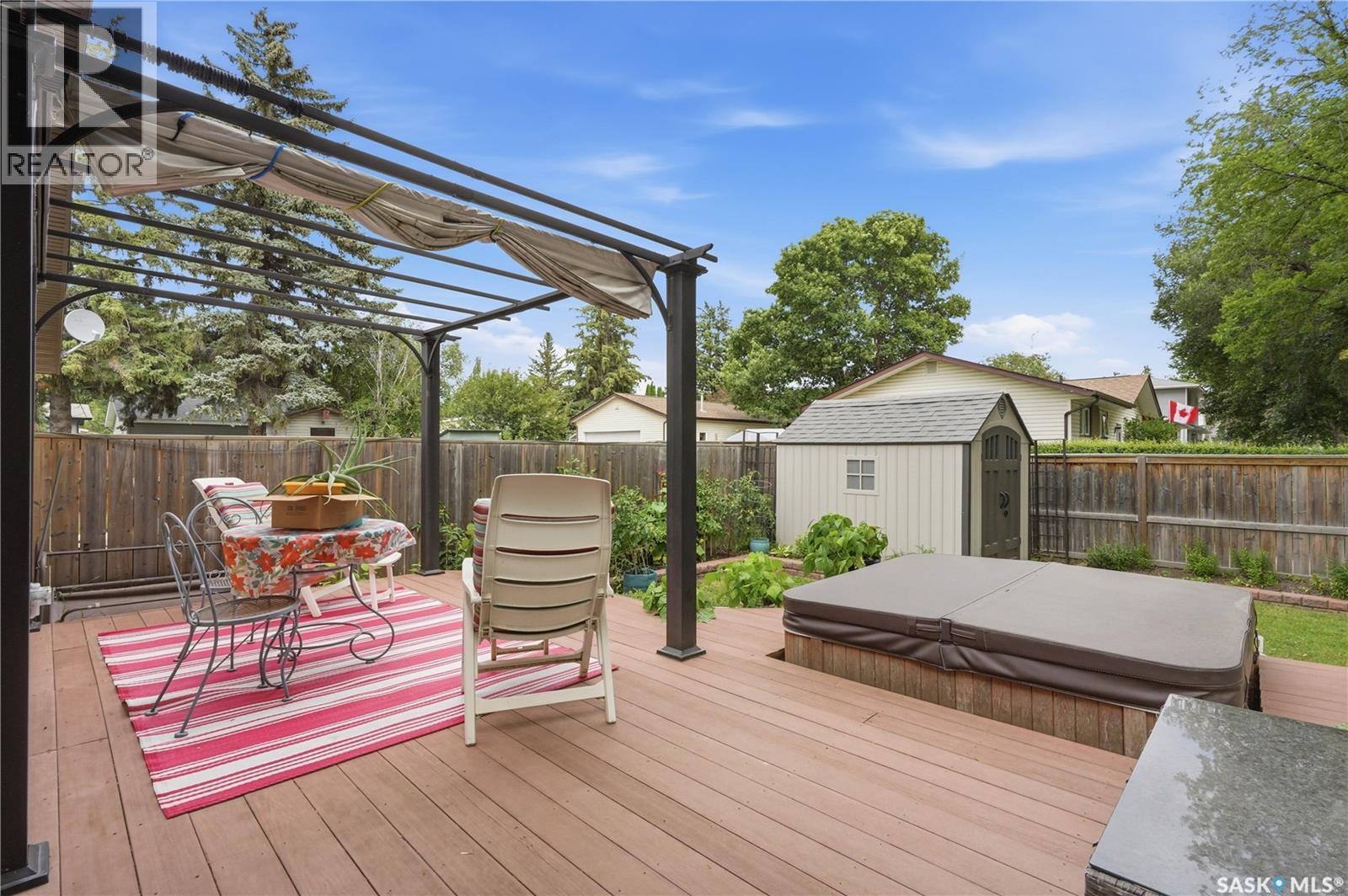 2715 Arlington Avenue, Saskatoon, SK - Outdoor With Deck Patio Veranda