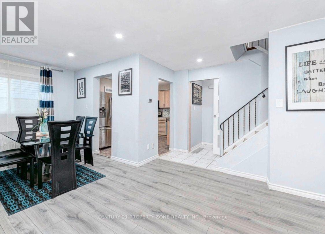 6 Roehampton Crescent W, Brampton, ON