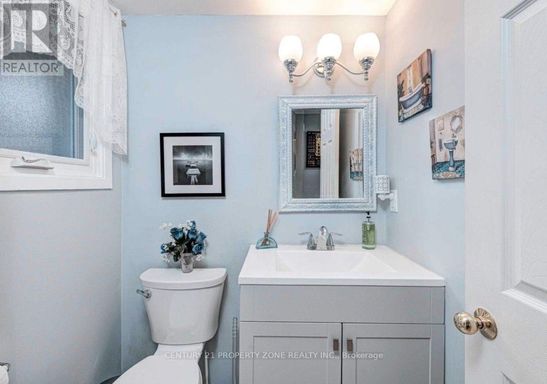 6 Roehampton Crescent W, Brampton, ON