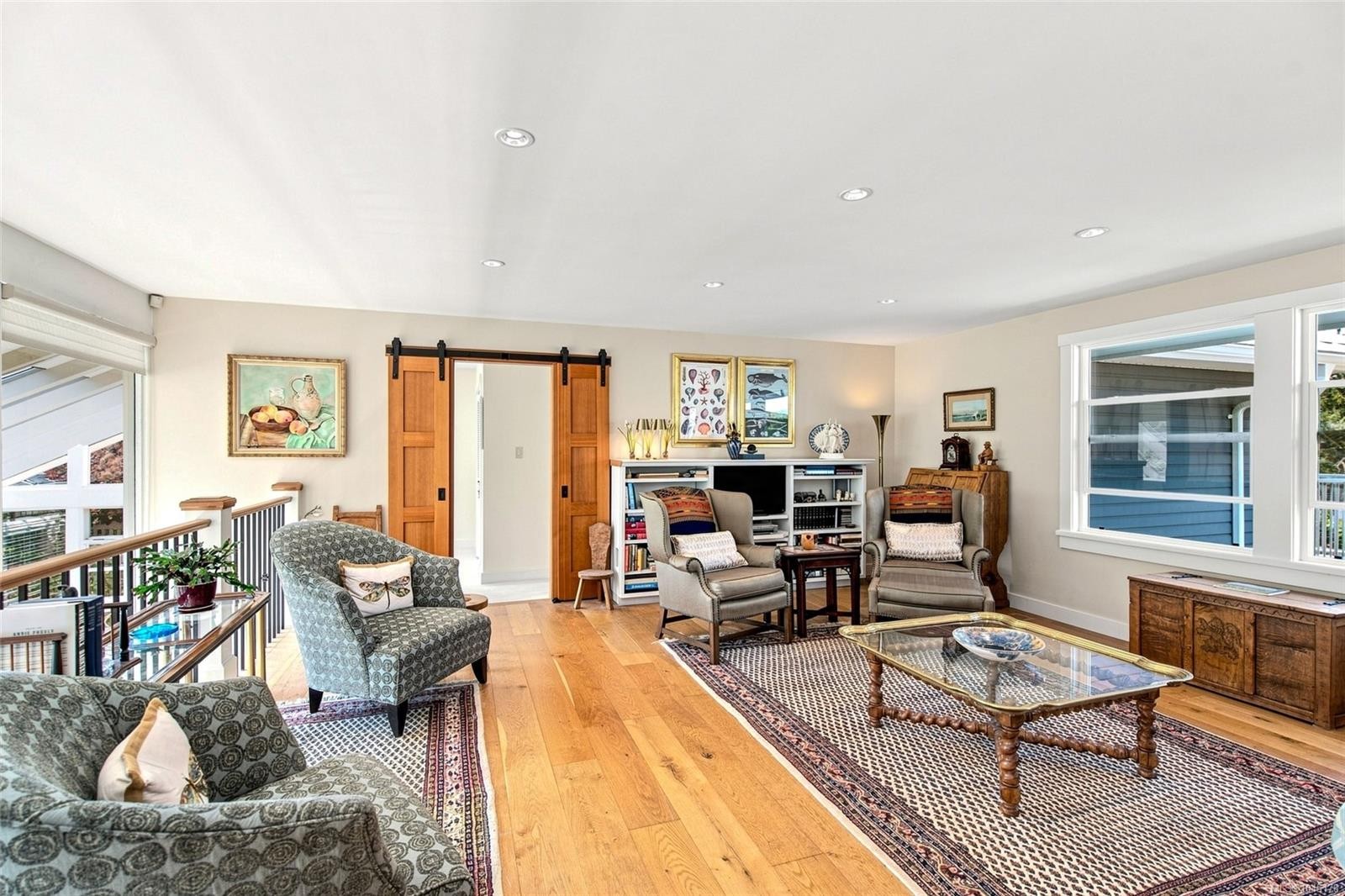 549 Memorial Ave, Qualicum Beach, BC