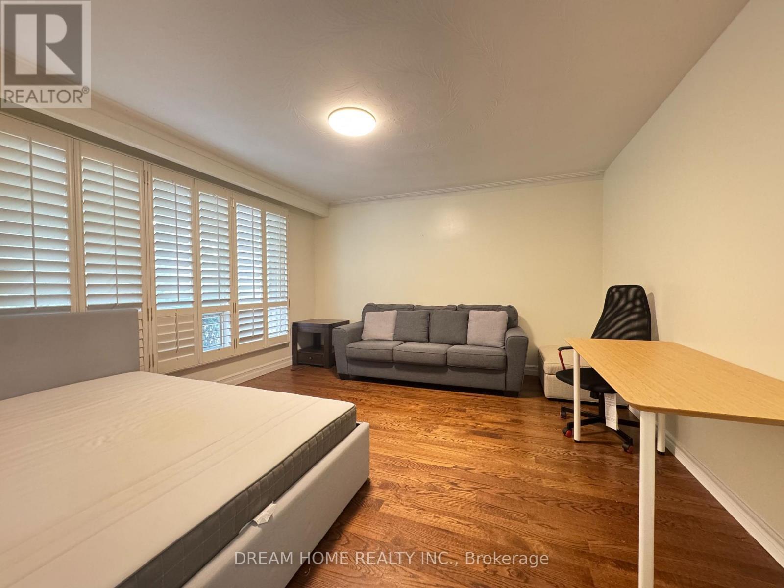 31 Markhaven Road, Markham, ON - Indoor Photo Showing Bedroom