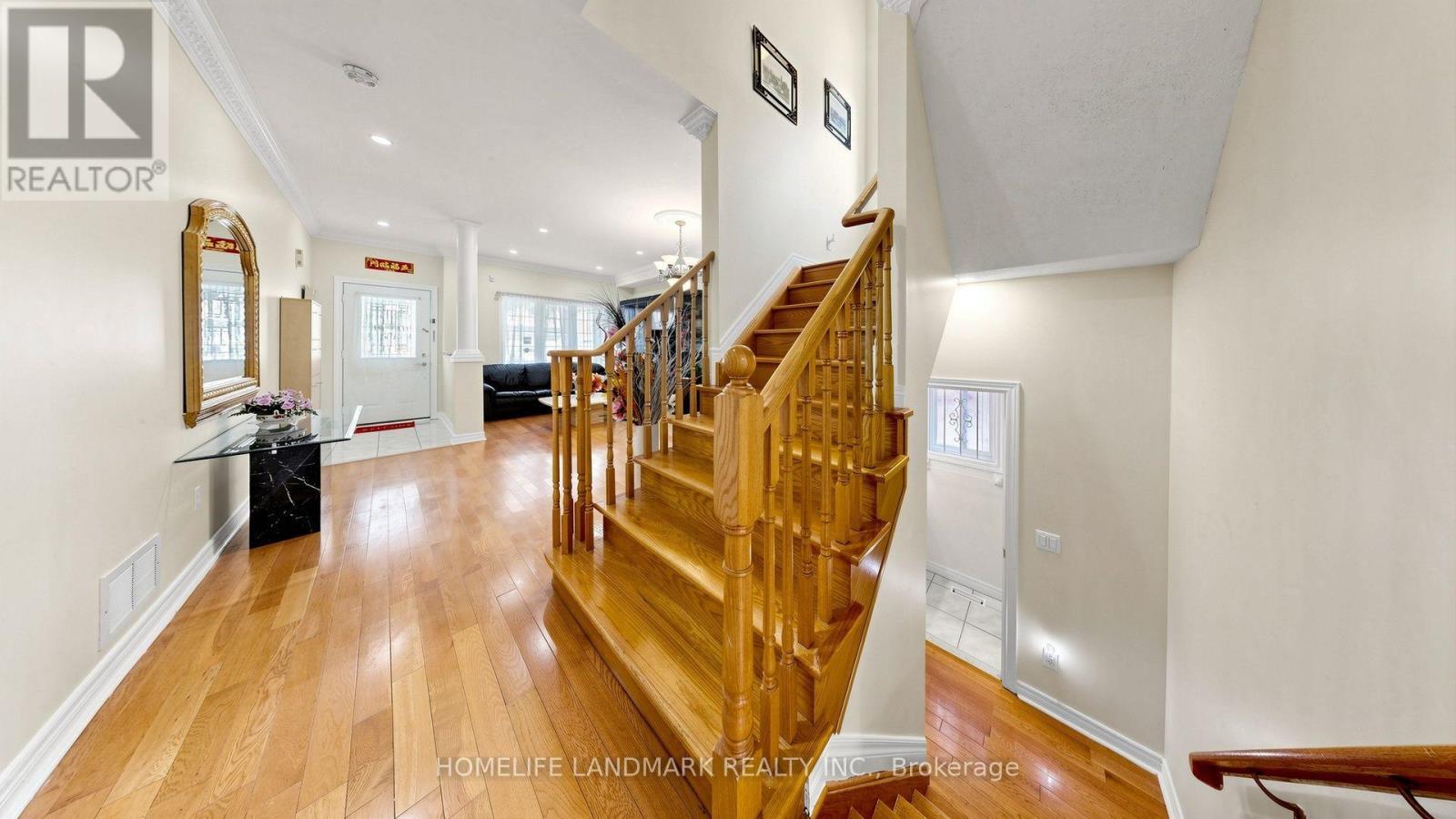 220 Williamson Road, Markham, ON - Indoor Photo Showing Other Room