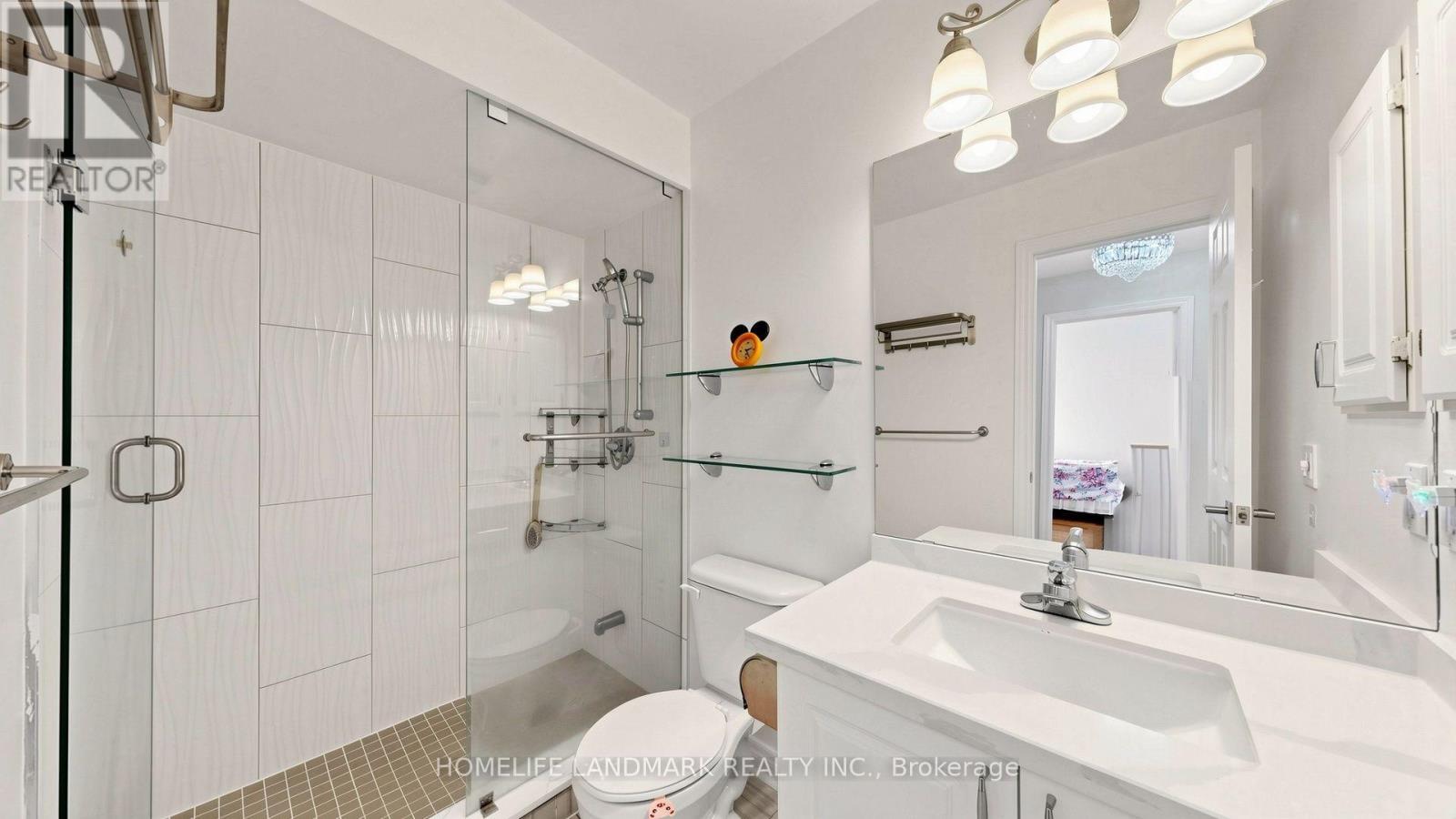 220 Williamson Road, Markham, ON - Indoor Photo Showing Bathroom