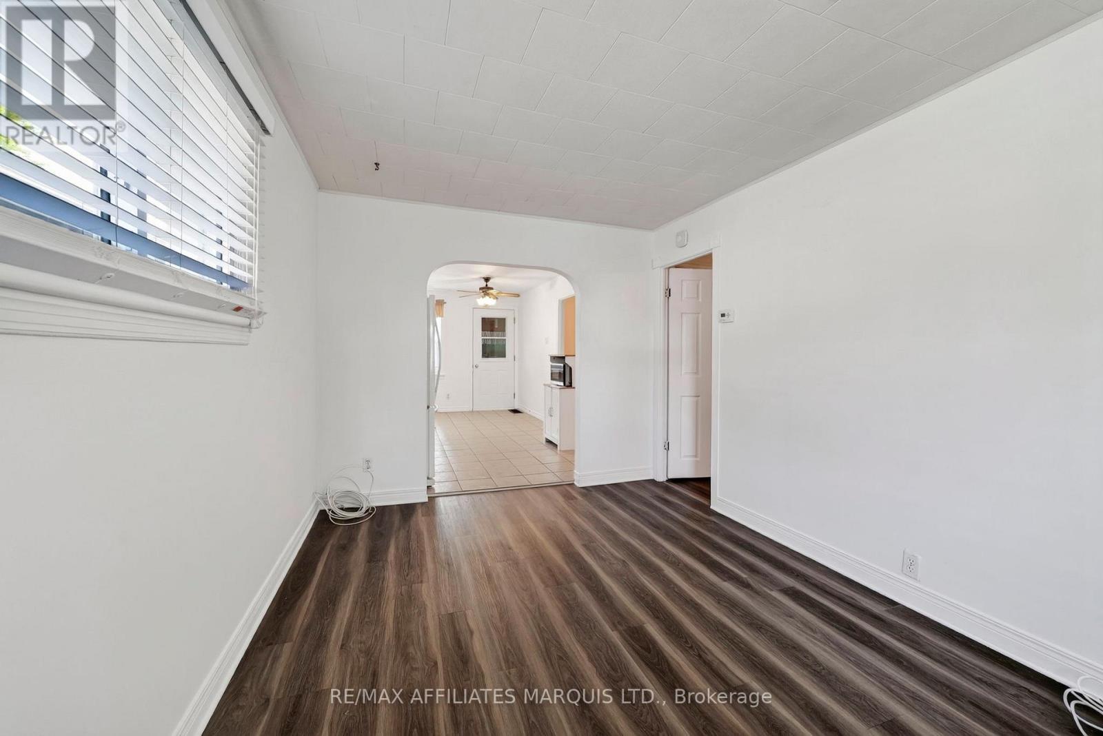 331 Carleton Street, Cornwall, ON - Indoor Photo Showing Other Room