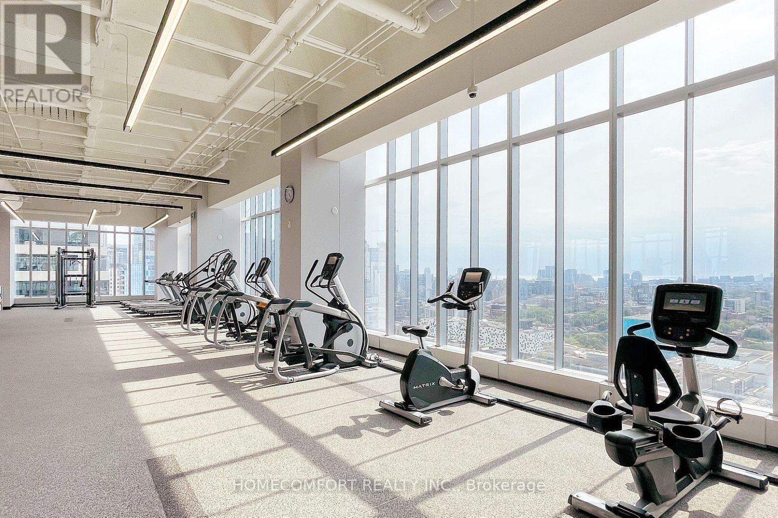 4703 - 488 University Avenue, Toronto, ON - Indoor Photo Showing Gym Room