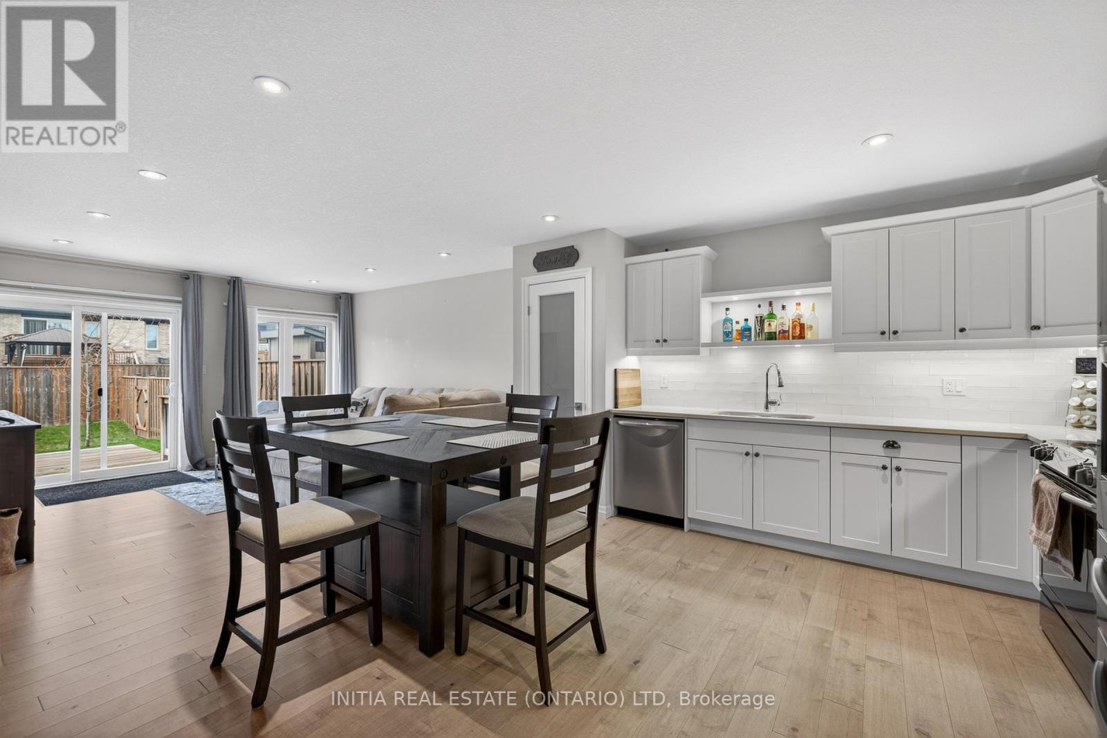 7 Cortland Terrace, St. Thomas, ON - Indoor