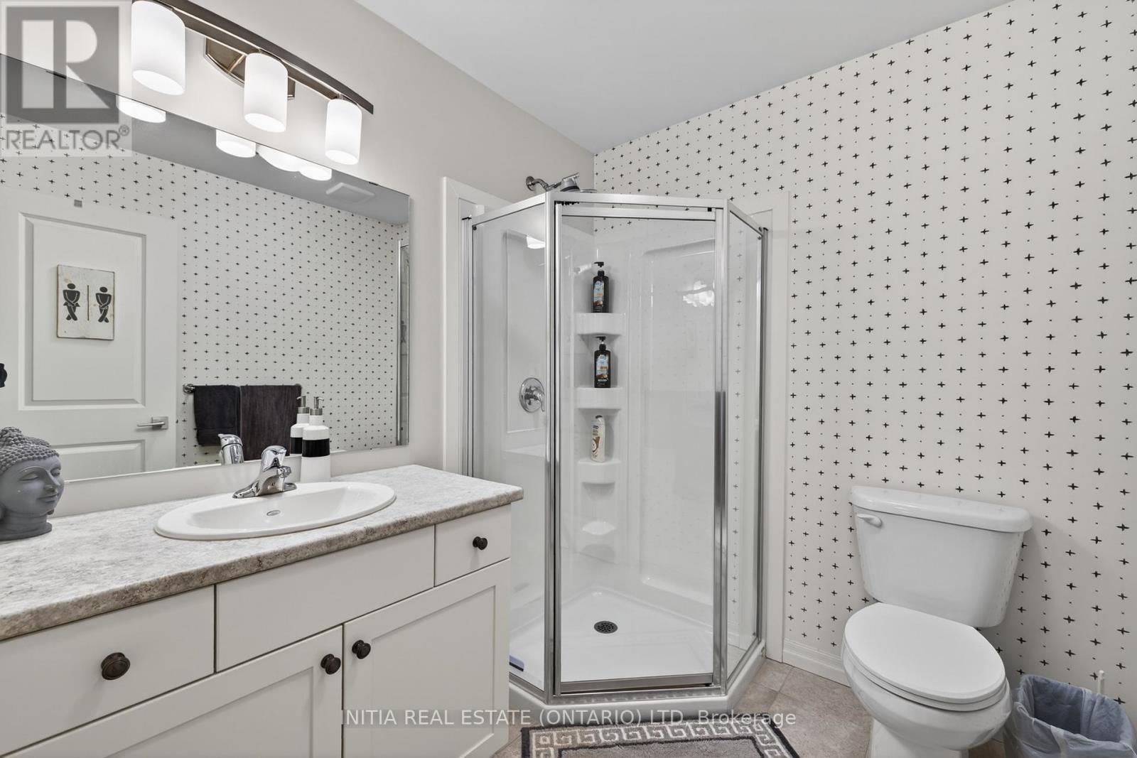 7 Cortland Terrace, St. Thomas, ON - Indoor Photo Showing Bathroom