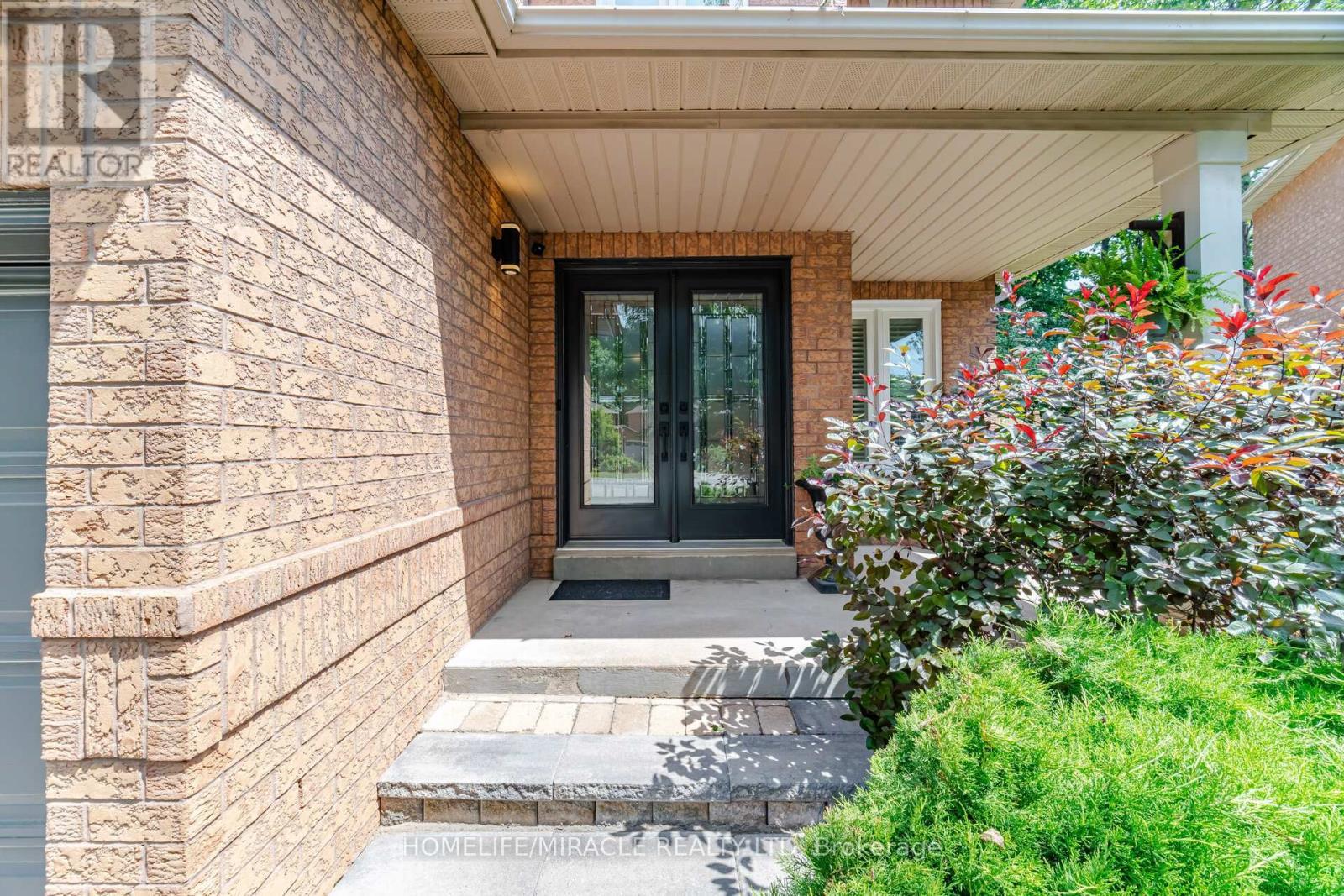 6089 Carradine Court, Mississauga, ON - Outdoor