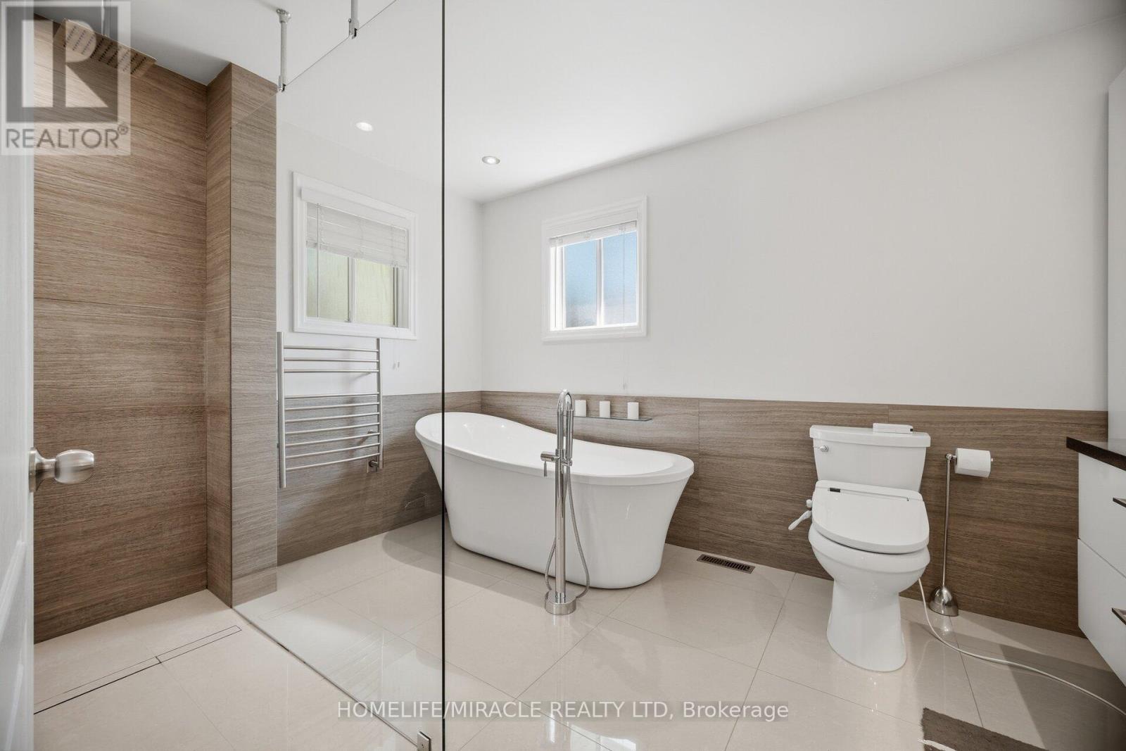 6089 Carradine Court, Mississauga, ON - Indoor Photo Showing Bathroom