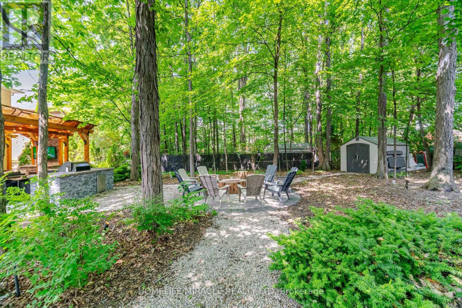 6089 Carradine Court, Mississauga, ON - Outdoor