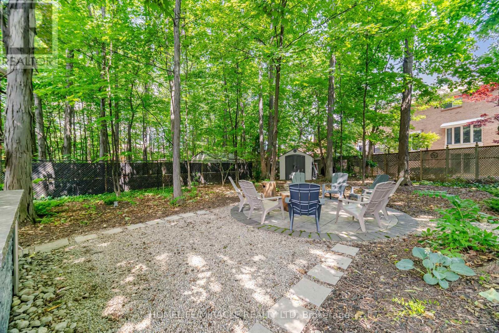 6089 Carradine Court, Mississauga, ON - Outdoor