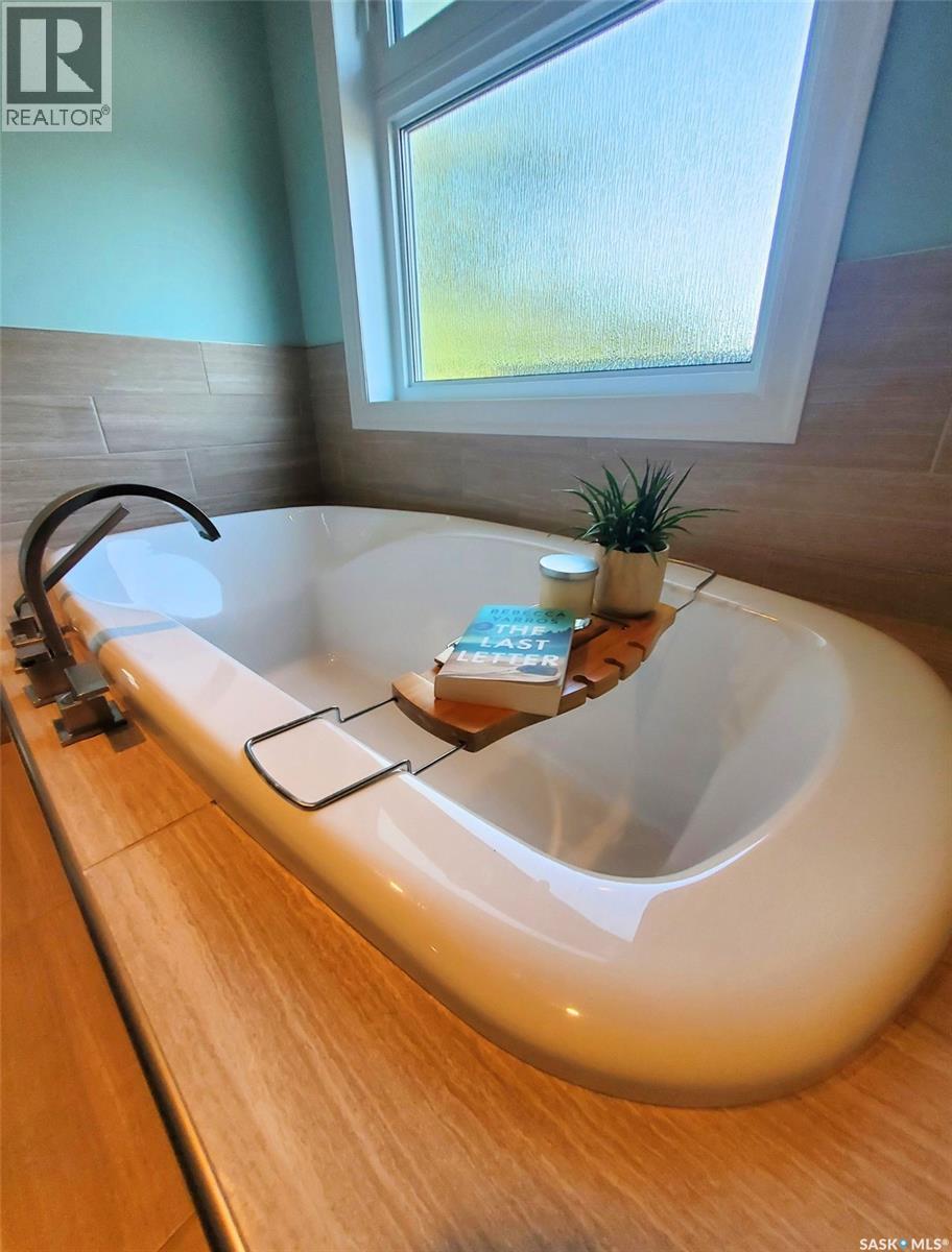 231 Westview Drive, Swift Current Rm No. 137, SK - Indoor Photo Showing Bathroom