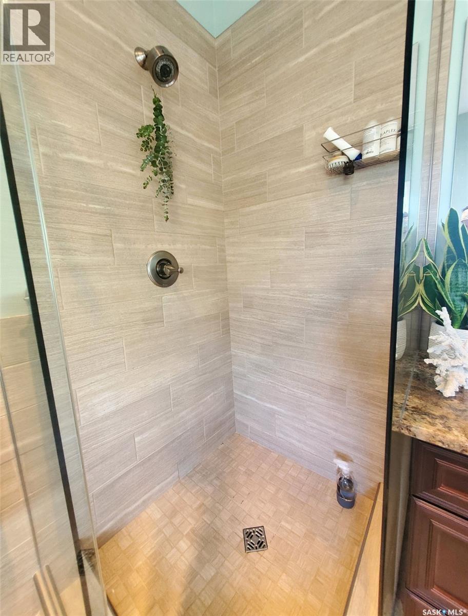 231 Westview Drive, Swift Current Rm No. 137, SK - Indoor Photo Showing Bathroom