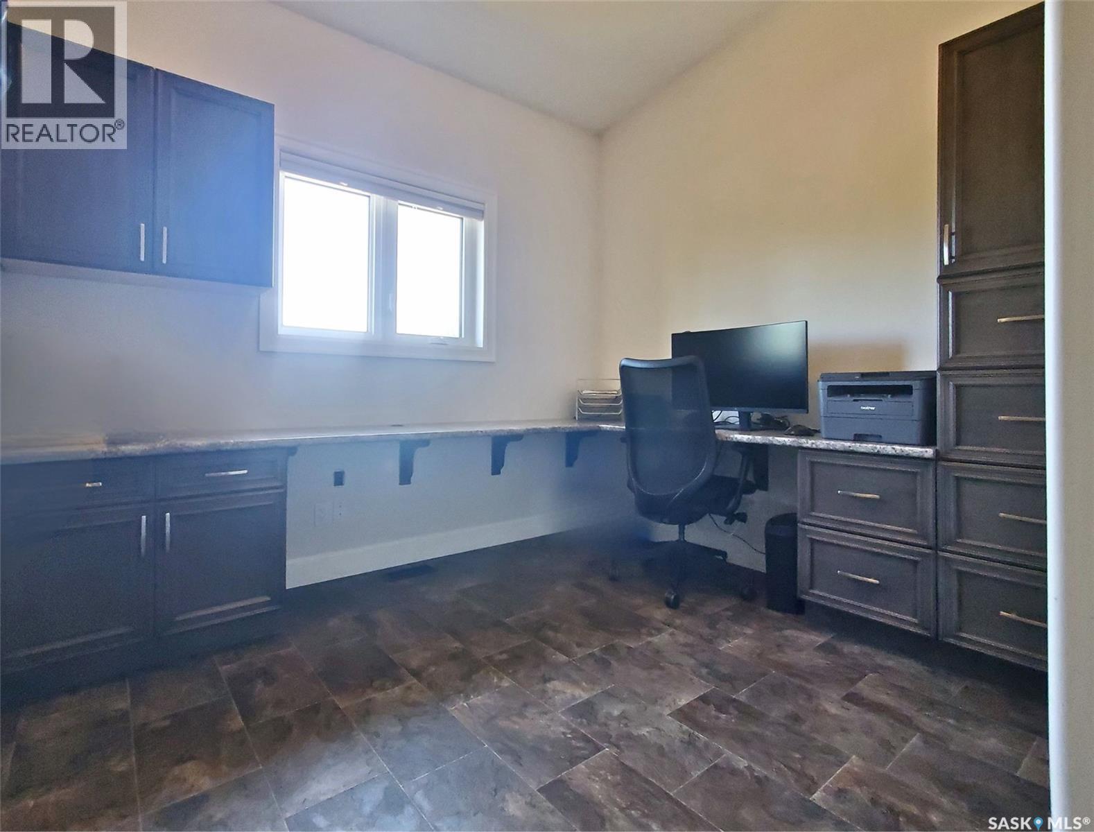 231 Westview Drive, Swift Current Rm No. 137, SK - Indoor Photo Showing Office