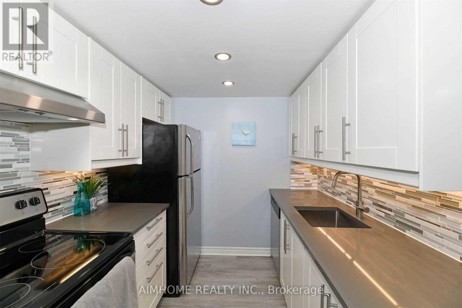 1 - 100 Redpath Avenue, Toronto, ON - Indoor Photo Showing Kitchen
