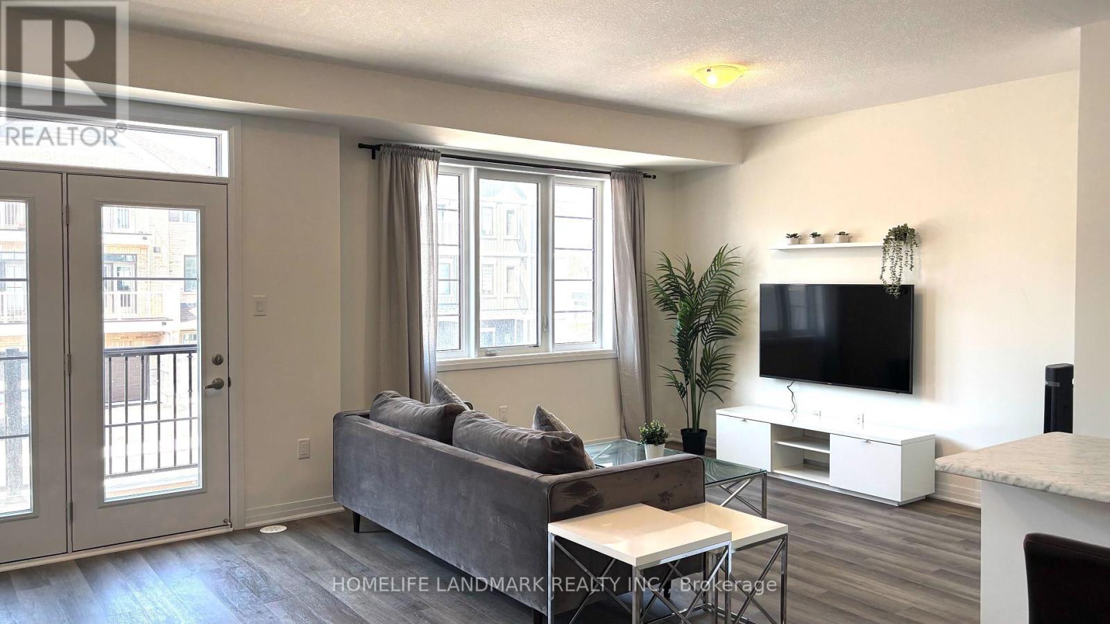 19 Pogie Drive, Welland, ON - Indoor