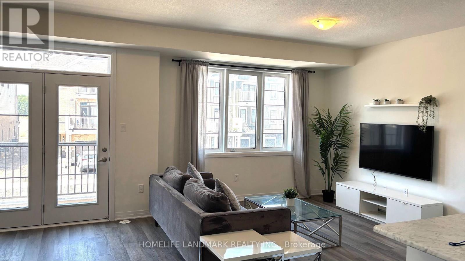 19 Pogie Drive, Welland, ON - Indoor
