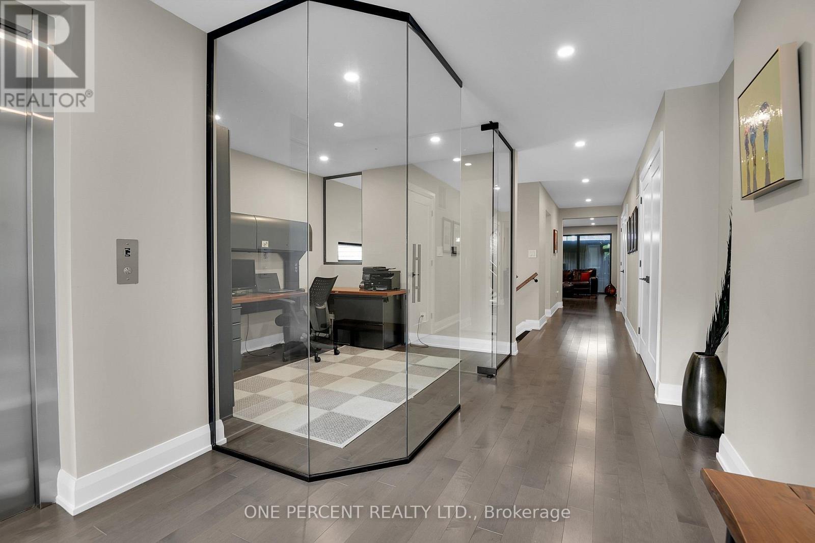 41 Second Avenue, Ottawa, ON - Indoor Photo Showing Other Room