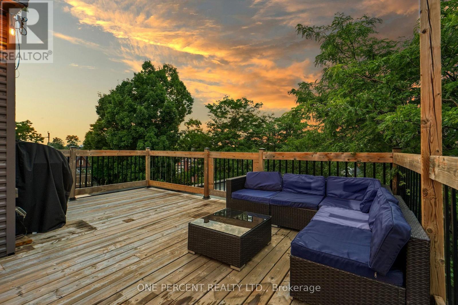 41 Second Avenue, Ottawa, ON - Outdoor With Deck Patio Veranda