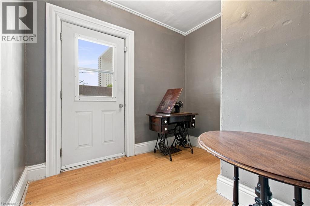 128 Hess Street N, Hamilton, ON - Indoor Photo Showing Other Room