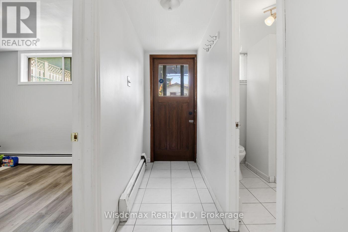 3384 Baker Crescent, Niagara Falls (Casey), ON - Indoor Photo Showing Other Room