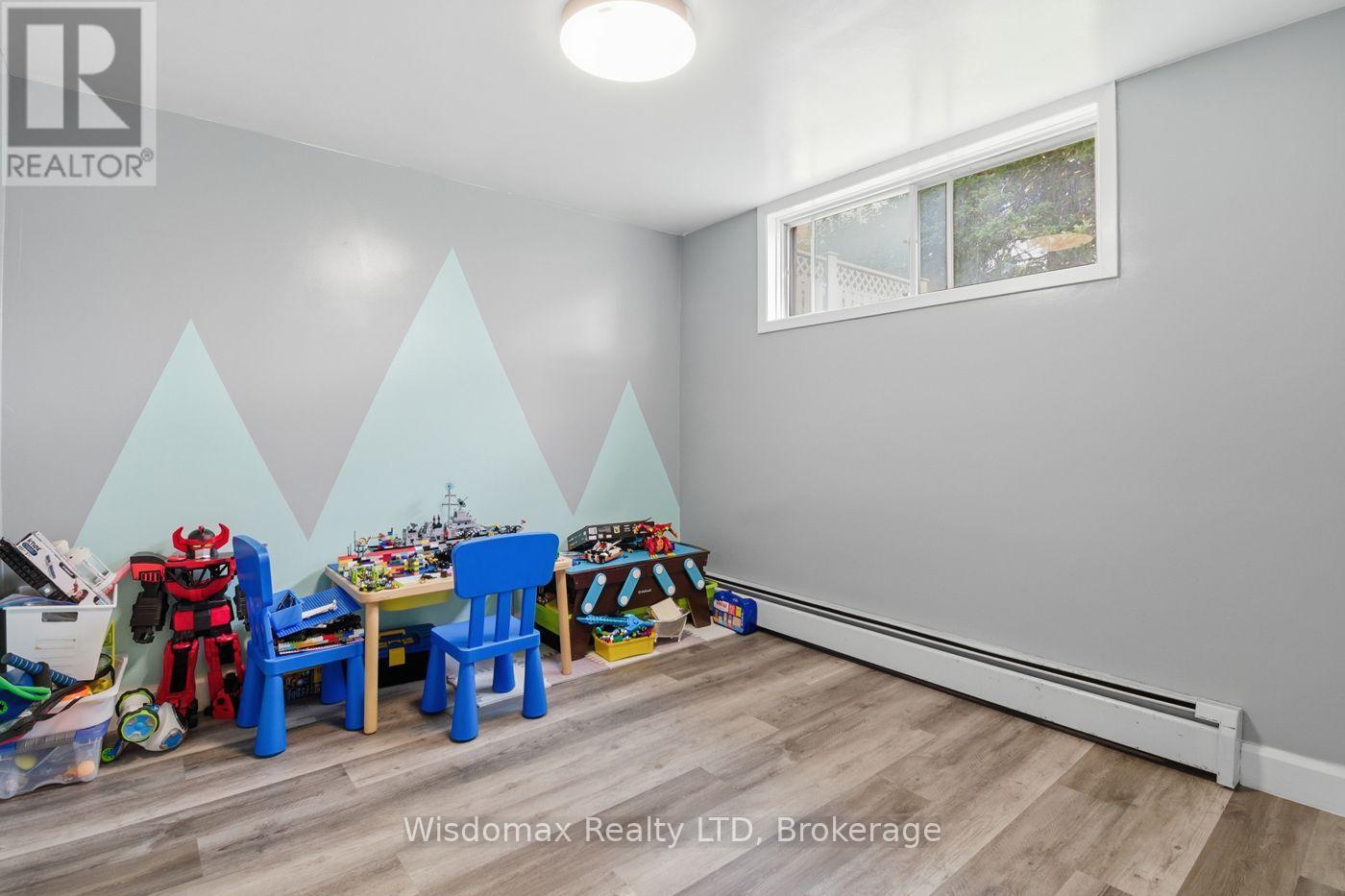 3384 Baker Crescent, Niagara Falls (Casey), ON - Indoor Photo Showing Other Room