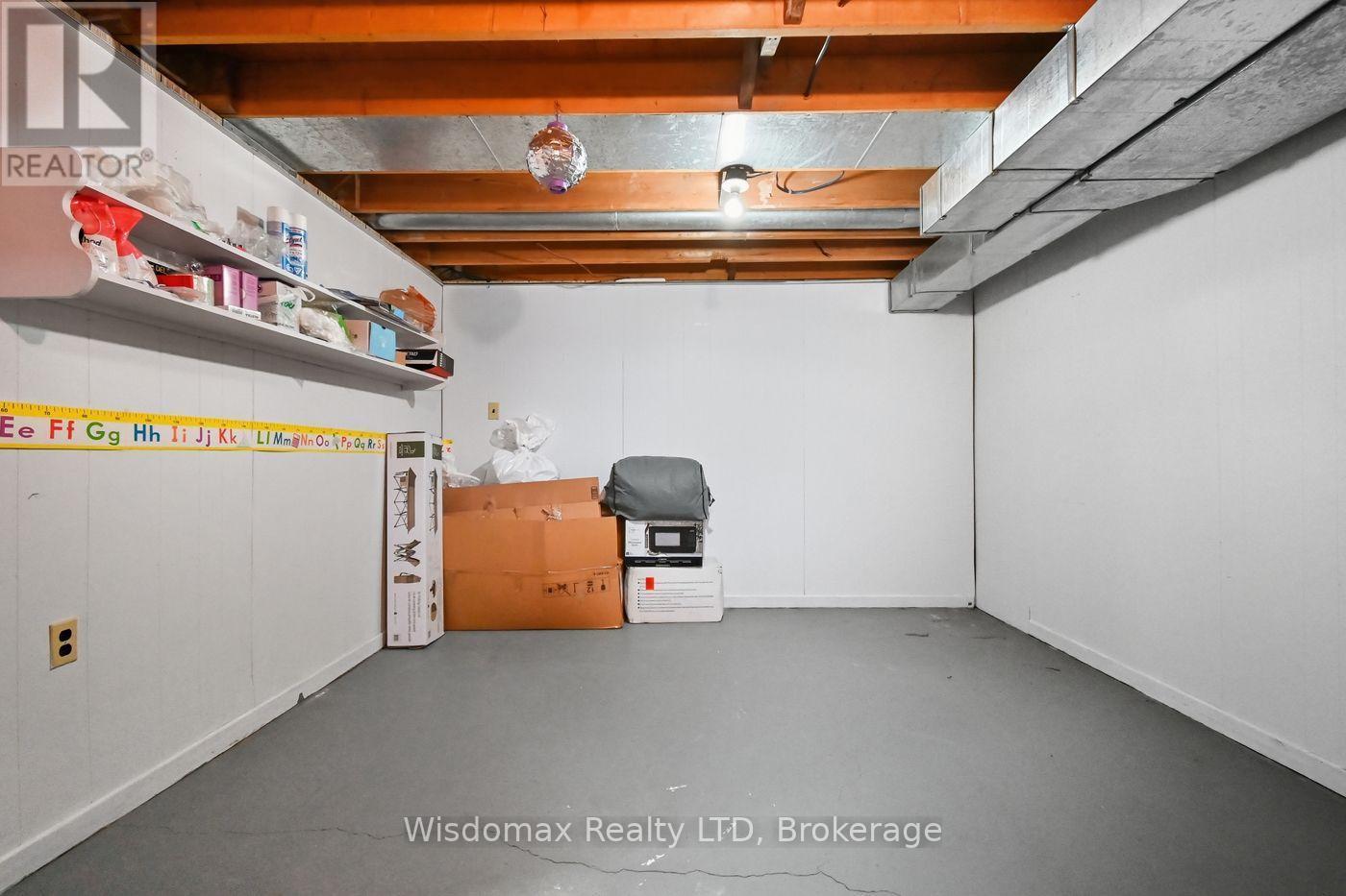 3384 Baker Crescent, Niagara Falls (Casey), ON - Indoor Photo Showing Basement