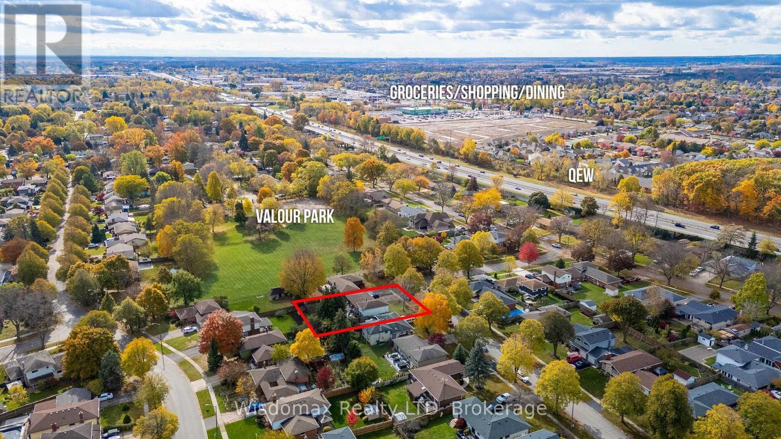 3384 Baker Crescent, Niagara Falls (Casey), ON - Outdoor With View