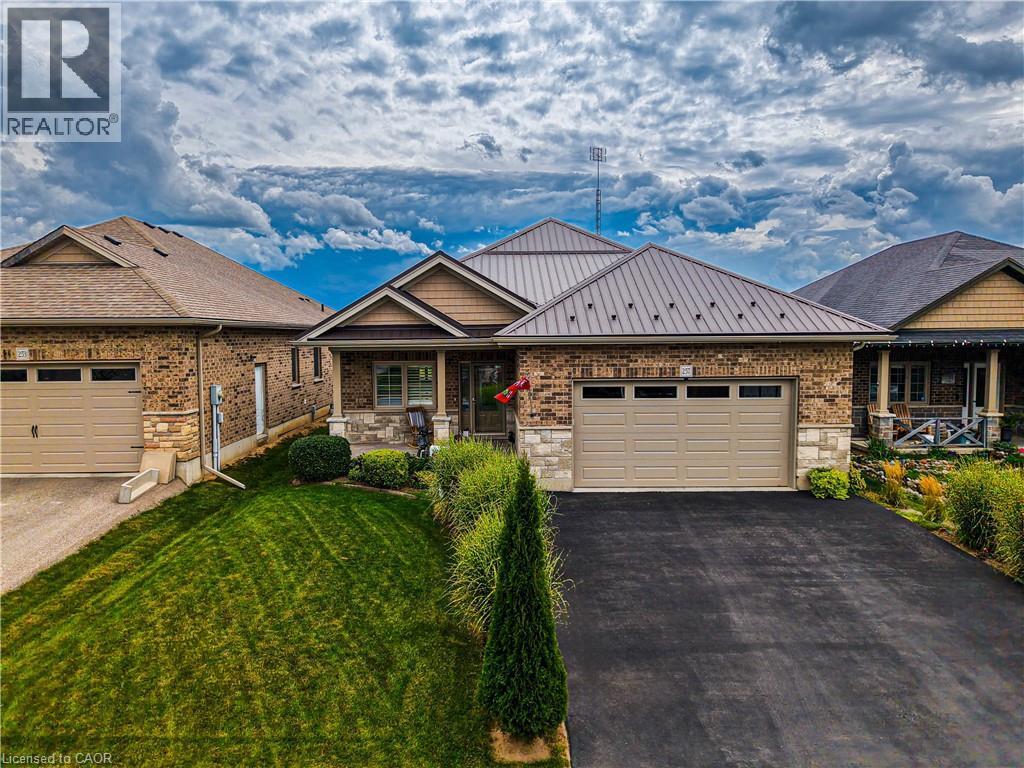257 Donly Drive S, Simcoe, ON - Outdoor With Facade