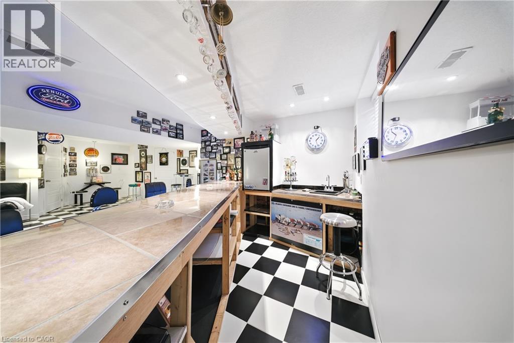 257 Donly Drive S, Simcoe, ON - Indoor