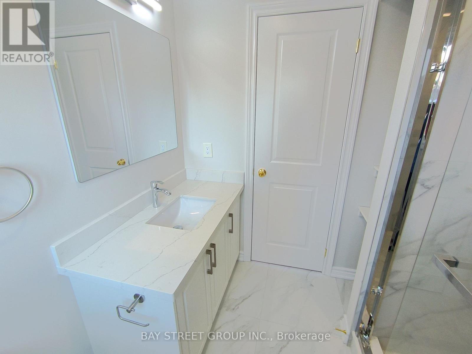 3282 Dragon Drive, Mississauga, ON - Indoor Photo Showing Bathroom