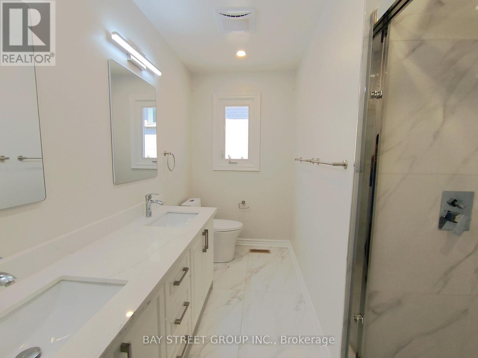 3282 Dragon Drive, Mississauga, ON - Indoor Photo Showing Bathroom