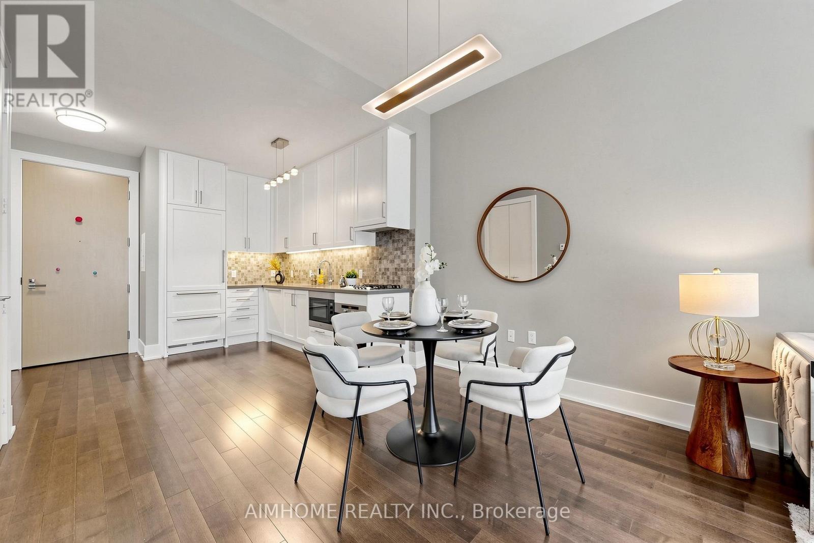 328 - 39 Queens Quay, Toronto, ON - Indoor