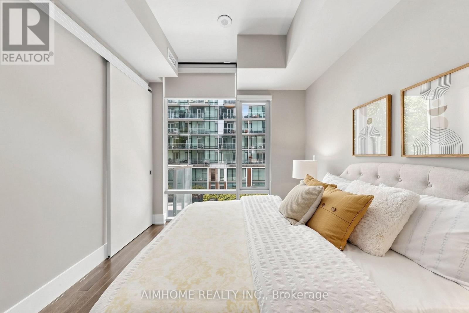 328 - 39 Queens Quay, Toronto, ON - Indoor Photo Showing Bedroom